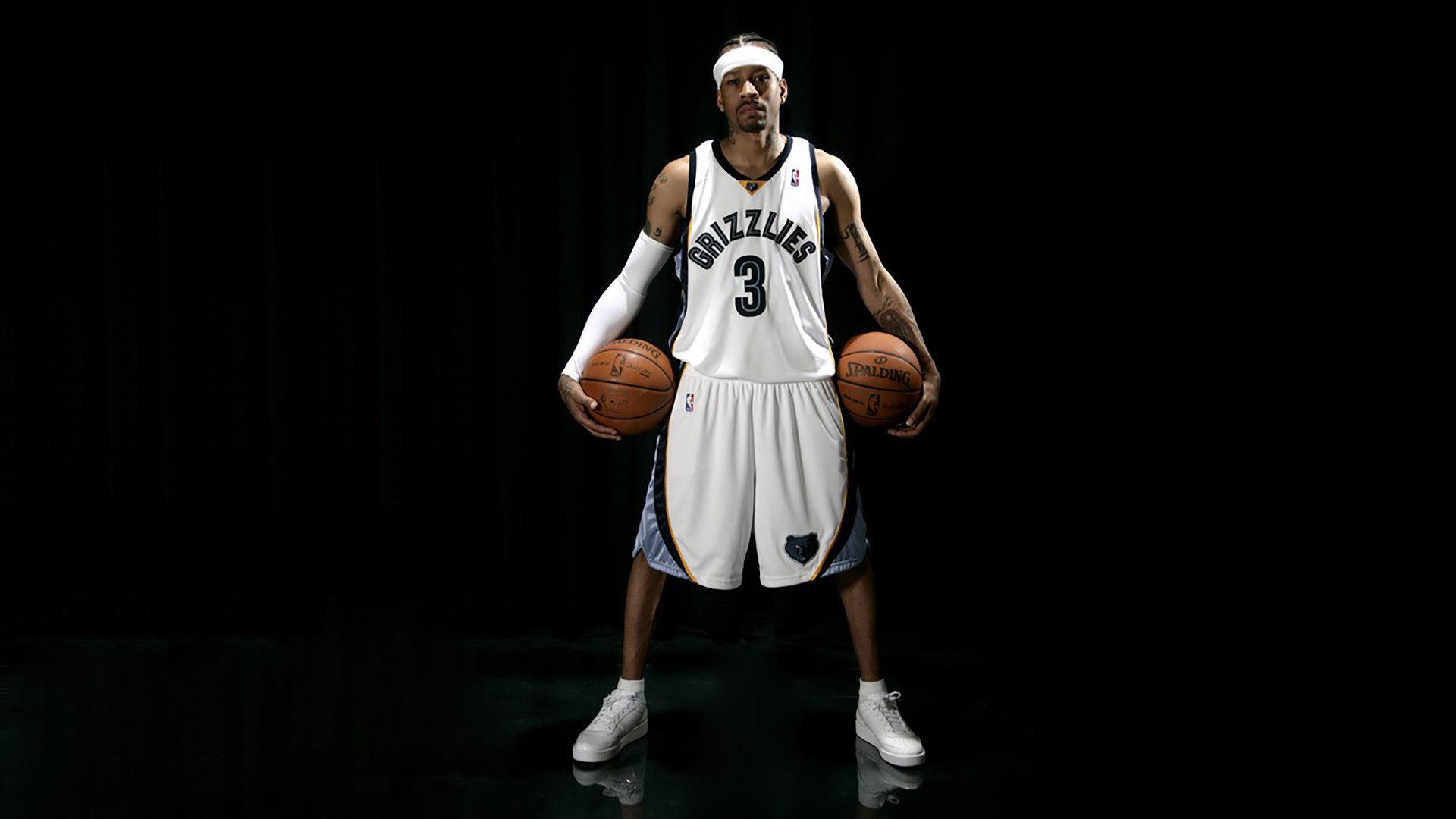 米切尔压哨绝杀爵士球队重返前八，爵士队米切尔怎么了